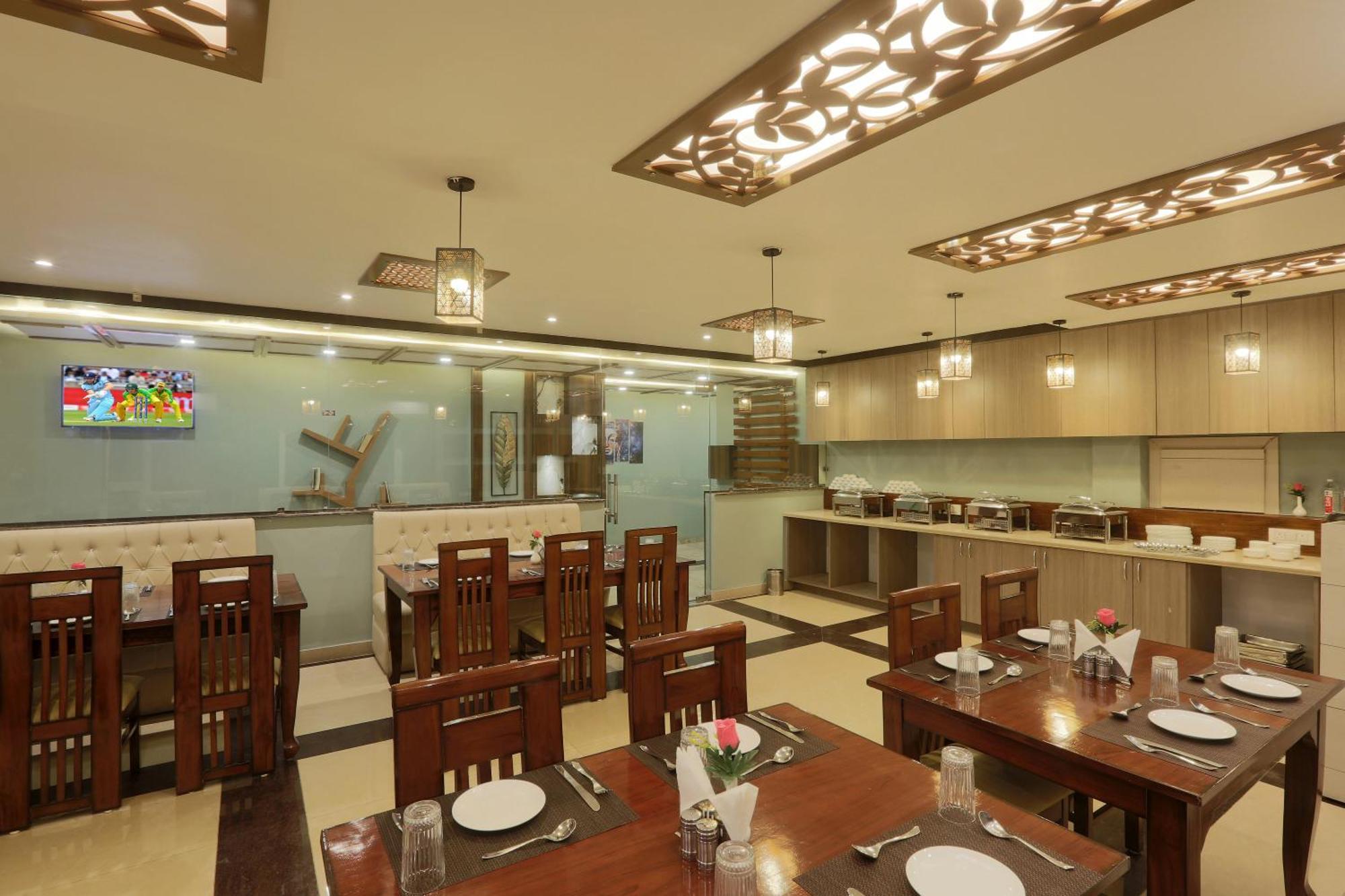Hotel Aerostay Residency Igi Airport Delhi Нью-Дели Экстерьер фото